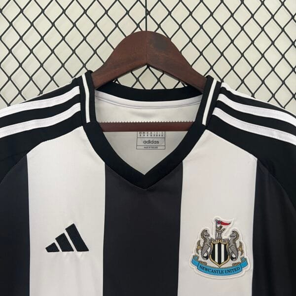 Camisa Newcastle Torcedor 24/25 Casa - Image 2