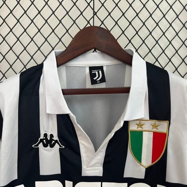 Camisa Retrô Juventus 84/85 Casa - Image 3